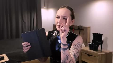 Diva Silvia online show from January 31, 2026, 7:11 pm