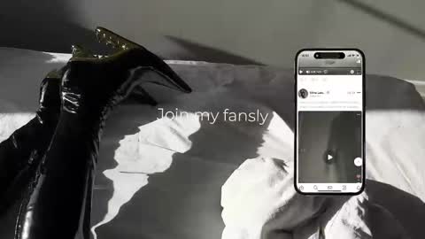 Diva Silvia online show from February 11, 2026, 4:12 pm