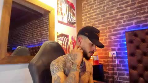 ---Vinzen--- online show from November 20, 2025, 5:07 am