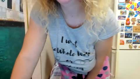 viodetta online show from October 4, 2025, 4:27 pm