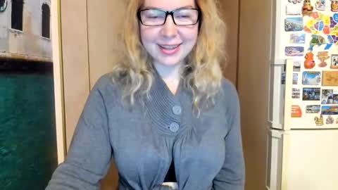 viodetta online show from October 24, 2025, 6:59 pm