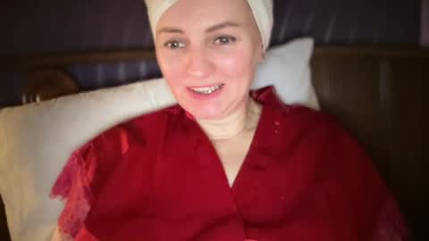 Funny  girl online show from July 26, 2026, 1:47 am