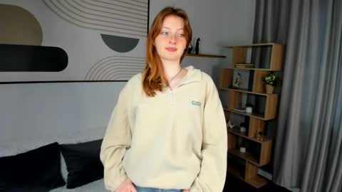 Snapshot of viola_larson chatting on March 3, 2026, 2:12 pm Viola but friends call me Sisi online show from March 3, 2026, 2:12 pm