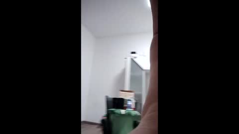 Snapshot of violahoney chatting on February 19, 2026, 6:37 pm Viola online show from February 19, 2026, 6:37 pm