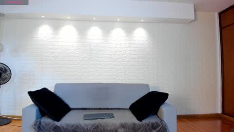 Violett  Everyday From 0530 to 1430 Col Time online show from January 14, 2025, 10:48 am