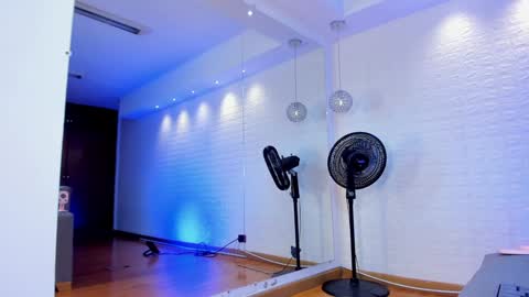 Violett  Everyday From 0530 to 1430 Col Time online show from January 21, 2025, 1:43 pm