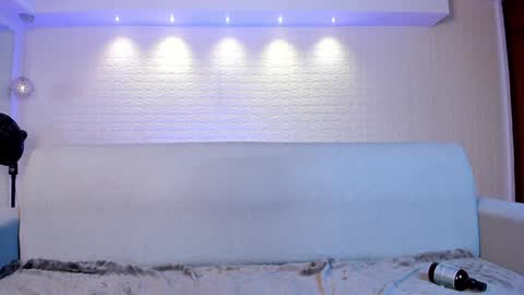 Violett  Everyday From 0530 to 1430 Col Time online show from January 29, 2025, 5:02 pm