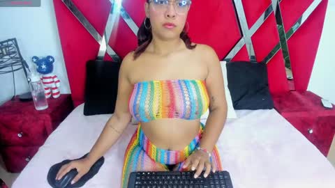 violehtx online show from May 27, 2026, 1:08 pm
