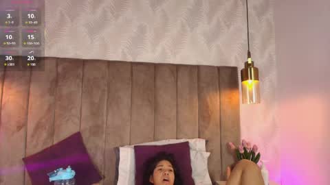 Snapshot of violet_606 chatting on May 11, 2026, 4:04 pm Violeta online show from May 11, 2026, 4:04 pm