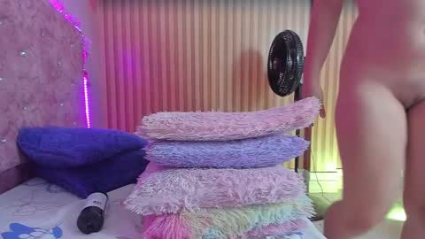 violet__taylor_ online show from September 29, 2025, 2:27 am