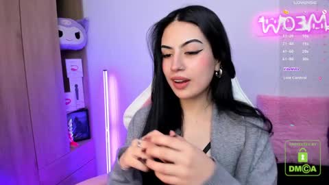 Violeta  online show from March 4, 2025, 10:16 pm