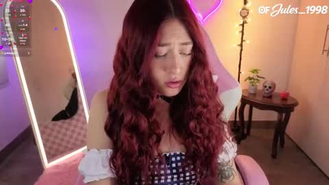 violet online show from March 4, 2026, 6:03 pm