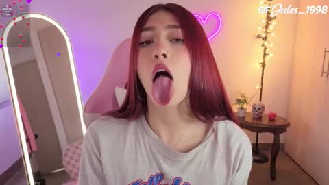 violet online show from March 19, 2026, 6:56 pm