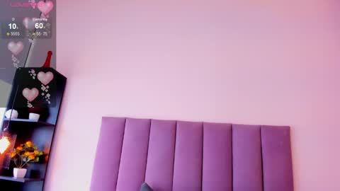 violet online show from March 31, 2026, 12:49 pm