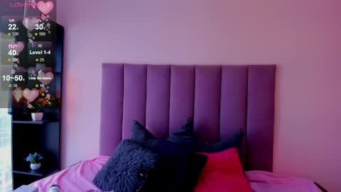 violet online show from April 1, 2026, 12:39 pm