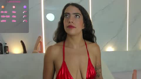 Snapshot of violet_roux chatting on September 13, 2025, 7:46 pm violet_roux online show from September 13, 2025, 7:46 pm