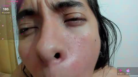 Snapshot of violet_sg chatting on February 18, 2025, 2:16 pm violet online show from February 18, 2025, 2:16 pm