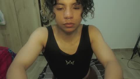 Violet online show from March 12, 2025, 11:33 pm