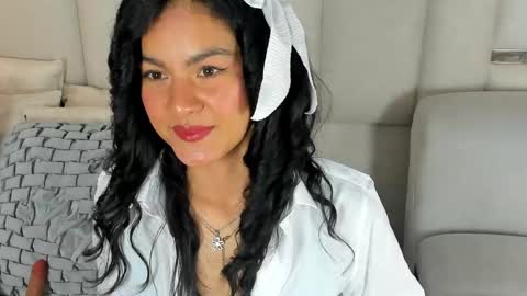 Violet online show from May 16, 2026, 4:20 am