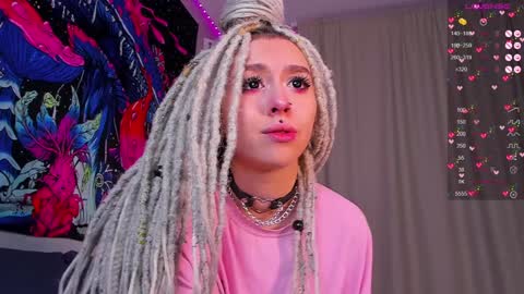 Violet online show from January 5, 2025, 5:09 pm