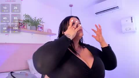 Violeta Candy online show from July 14, 2026, 5:12 am