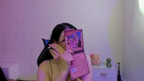 Snapshot of violeta_diazz chatting on May 15, 2026, 9:33 pm online show from May 15, 2026, 9:33 pm