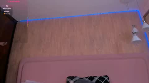 Snapshot of violeta_garcia chatting on September 26, 2025, 9:57 am Violeta Garcia online show from September 26, 2025, 9:57 am