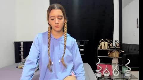 violeta_gracee online show from July 27, 2026, 11:12 pm