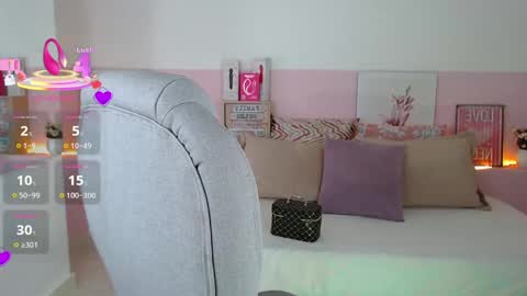 Snapshot of violeta_leon chatting on March 8, 2025, 8:00 am Violeta leon online show from March 8, 2025, 8:00 am