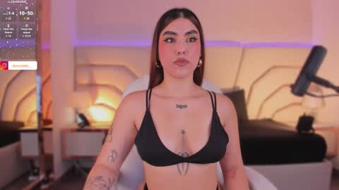 violeta_marquez online show from November 21, 2025, 11:31 am