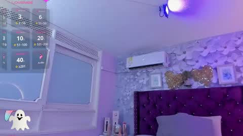 violeta_medina online show from February 19, 2025, 2:12 am