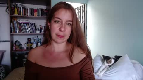 Violeta Peter online show from June 21, 2026, 8:55 pm