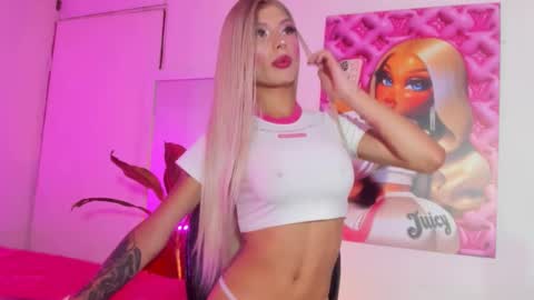 Violeta Princess Please help me with your thumbs up its important   online show from September 26, 2025, 5:17 pm