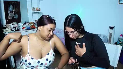 Snapshot of violeta_rouses chatting on February 21, 2026, 4:08 pm violeta_rouses online show from February 21, 2026, 4:08 pm