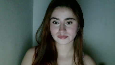 Snapshot of violeta_rouss chatting on July 31, 2026, 7:52 am Violeta Rouss online show from July 31, 2026, 7:52 am