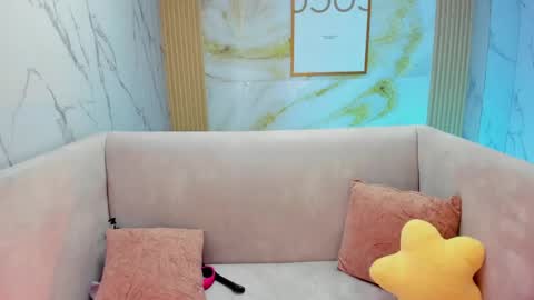Snapshot of violeta_sub chatting on May 23, 2026, 1:26 pm IG violeta sub online show from May 23, 2026, 1:26 pm