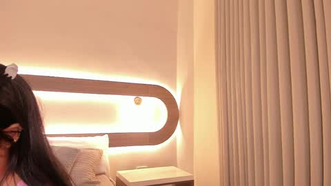 Violeta Sum online show from April 14, 2026, 12:44 pm