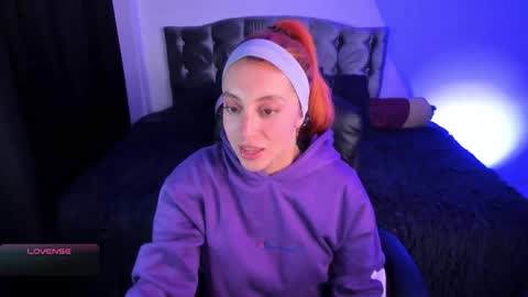 Violeta  Help me reach 150 thumbs up    online show from February 21, 2026, 3:40 am