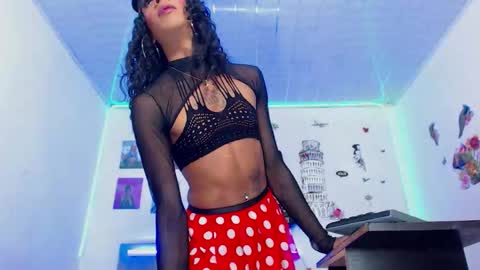 violetaconny online show from March 27, 2026, 2:06 am