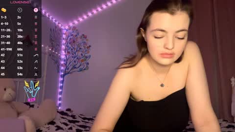 Eva online show from April 6, 2026, 6:20 pm