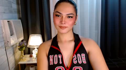 violet online show from December 13, 2024, 1:01 pm