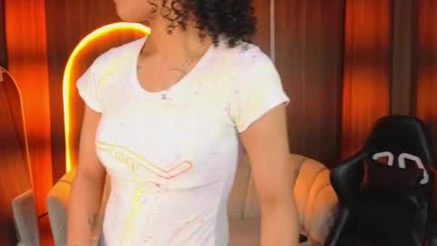 Snapshot of violeth_b chatting on February 2, 2026, 12:59 pm violeth_b online show from February 2, 2026, 12:59 pm