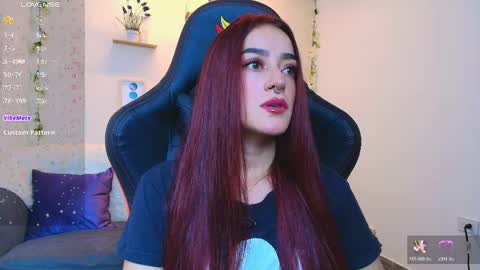 Snapshot of violeth_rosse_ chatting on April 8, 2026, 1:27 am violeth_rosse_ online show from April 8, 2026, 1:27 am