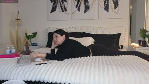Snapshot of violetik888 chatting on February 7, 2026, 1:20 am VioletBaby online show from February 7, 2026, 1:20 am