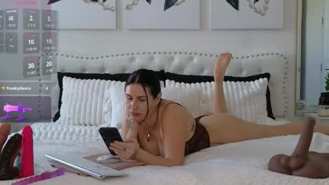 Snapshot of violetik888 chatting on February 11, 2026, 7:19 pm VioletBaby online show from February 11, 2026, 7:19 pm