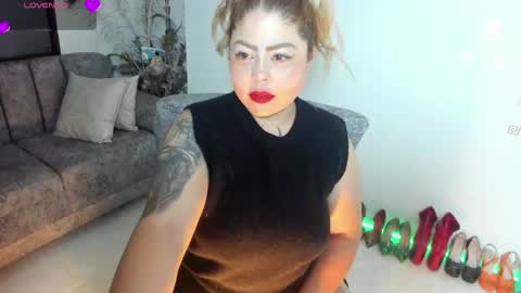 VIOLETA MONTANA online show from June 3, 2026, 9:45 am