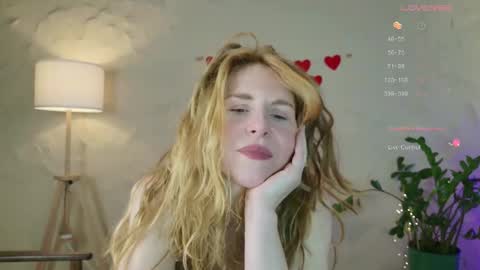 Violet  next stream December 6 online show from February 16, 2025, 2:21 pm