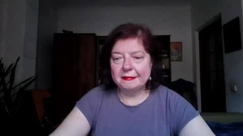 Snapshot of violetpulse chatting on April 25, 2026, 1:36 pm violetpulse online show from April 25, 2026, 1:36 pm