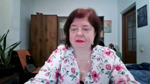 Snapshot of violetpulse chatting on May 11, 2026, 5:21 pm violetpulse online show from May 11, 2026, 5:21 pm
