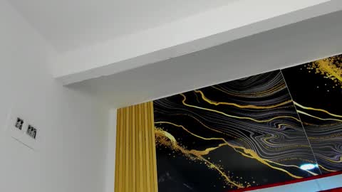 Violet Rose online show from January 15, 2026, 8:01 pm